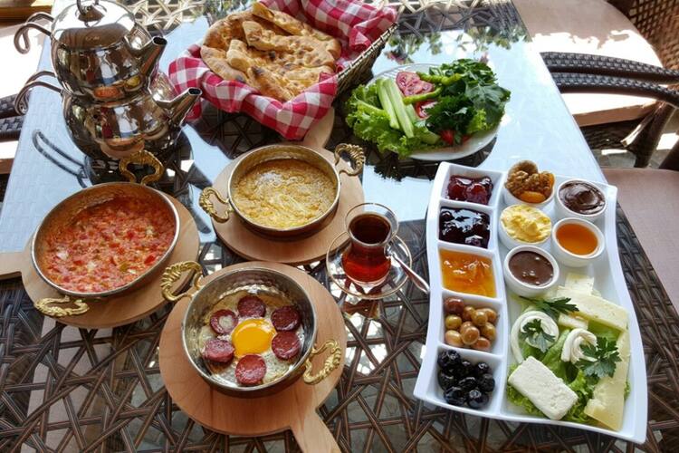 Uzunya Restaurant Kilyos Istanbul